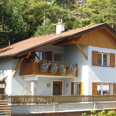 Ferienhaus Tschenett อิมสท์ ภายนอก รูปภาพ